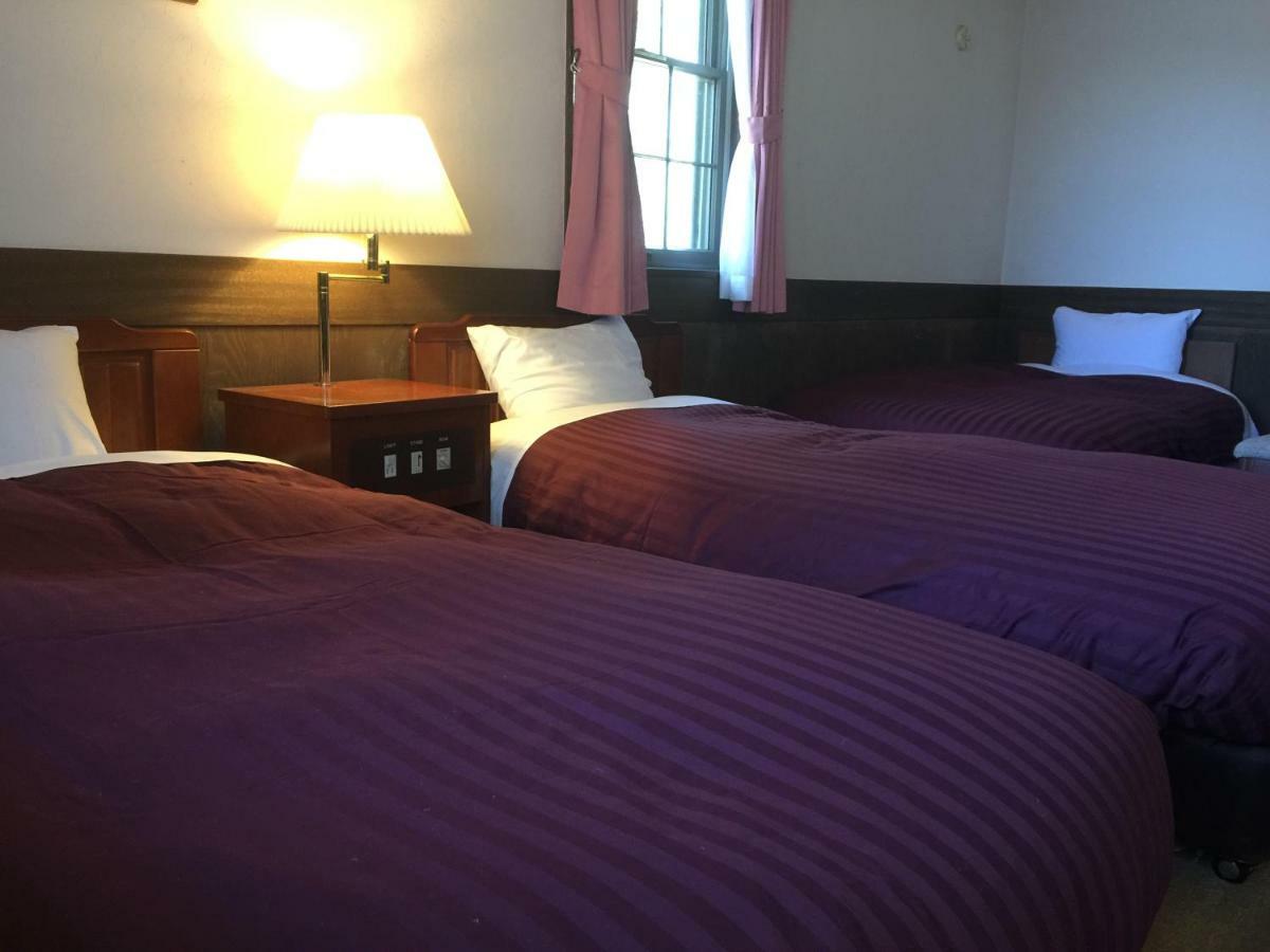 白樺湖榮園 Hotel Chino Bagian luar foto