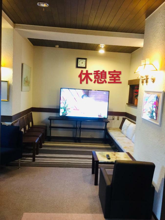 白樺湖榮園 Hotel Chino Bagian luar foto
